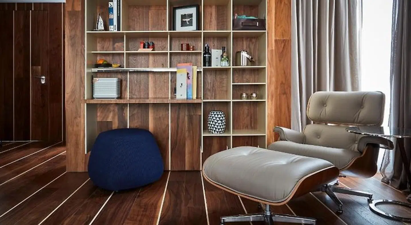 Sir Joan ROOM_EXAMPLE