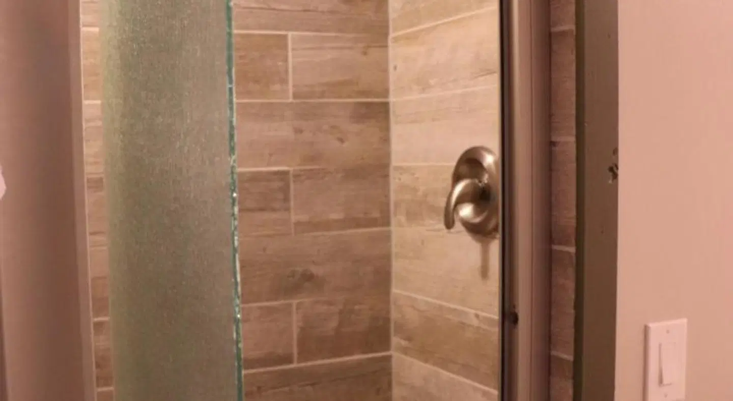 Lone Fir Resort Badezimmer