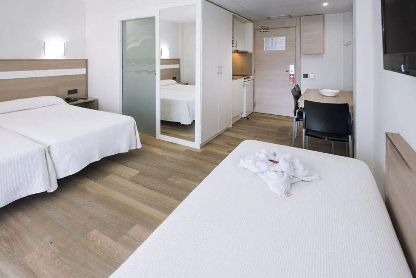 Ponient Aparthotel Marinada ROOM_EXAMPLE