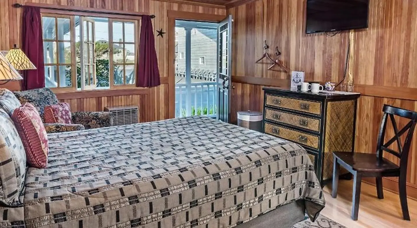 Whistling Winds Motel ROOM_EXAMPLE