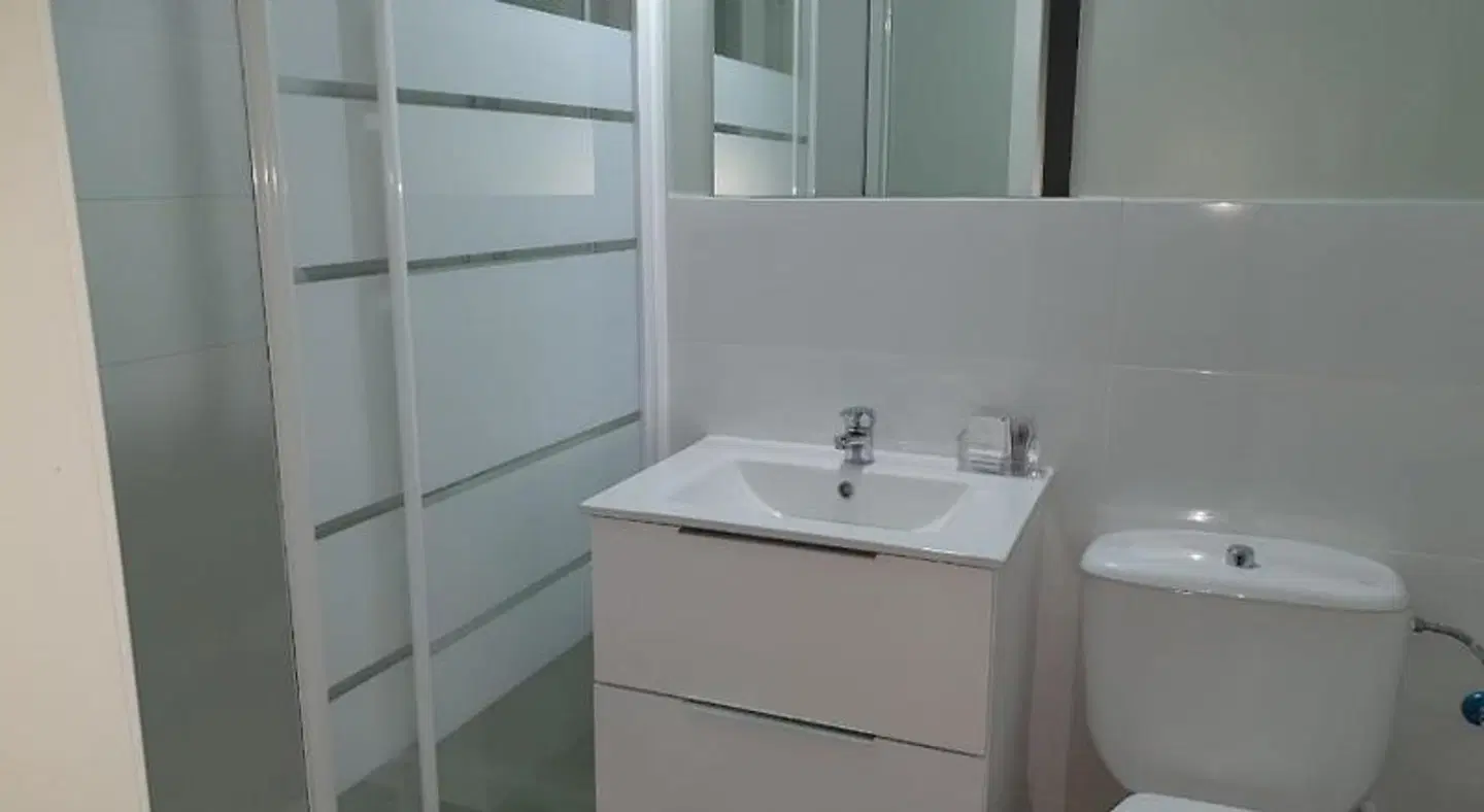 Hostal Riesco Badezimmer