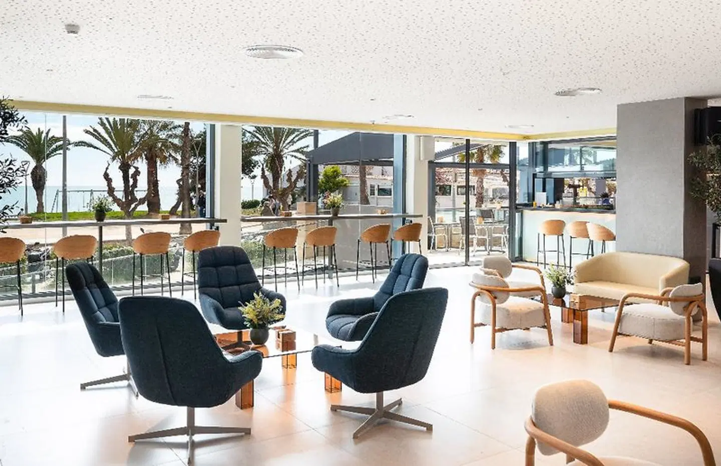 Calipolis Bar