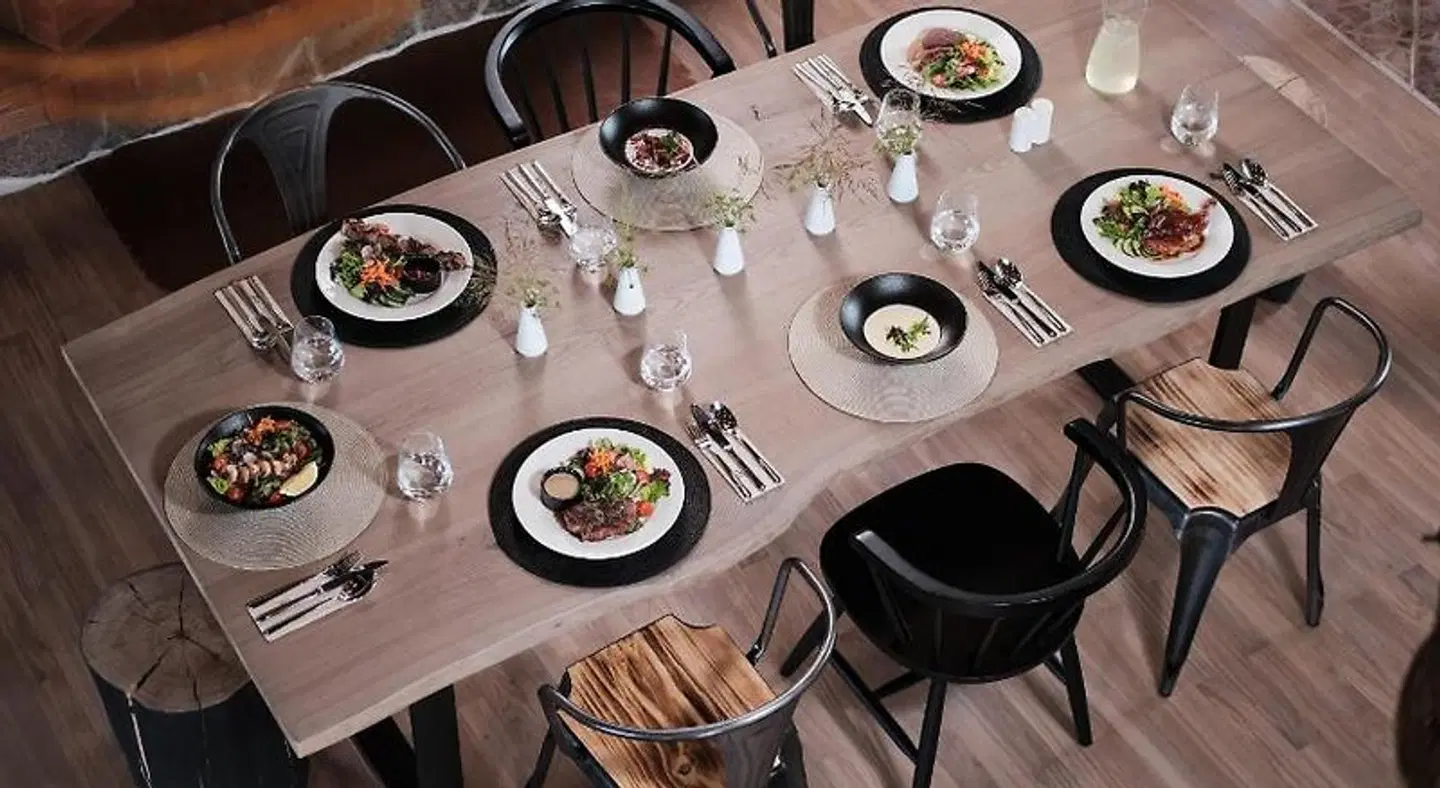 Grill House & Hotel Pernigele Konferenz
