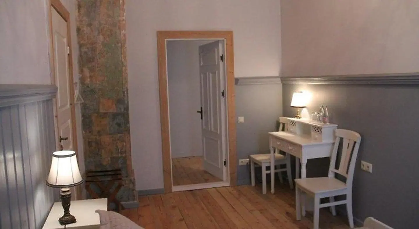 Meke ROOM_EXAMPLE
