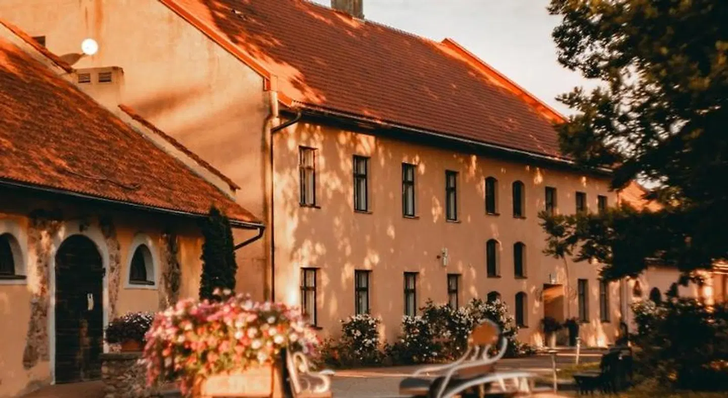 Slokenbekas Muiza EXTERIOR