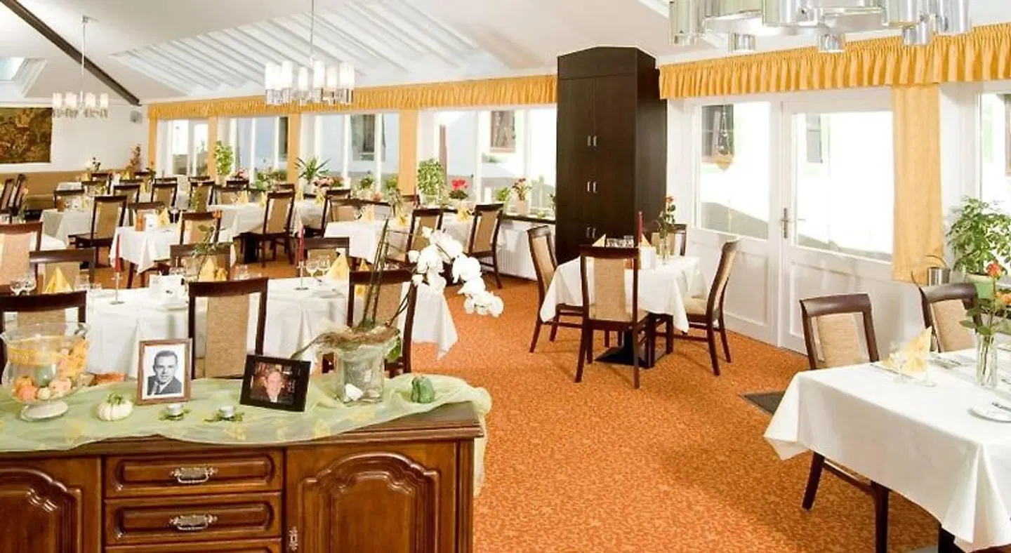 PRISMA Hotel Burg Bollendorf Restaurant