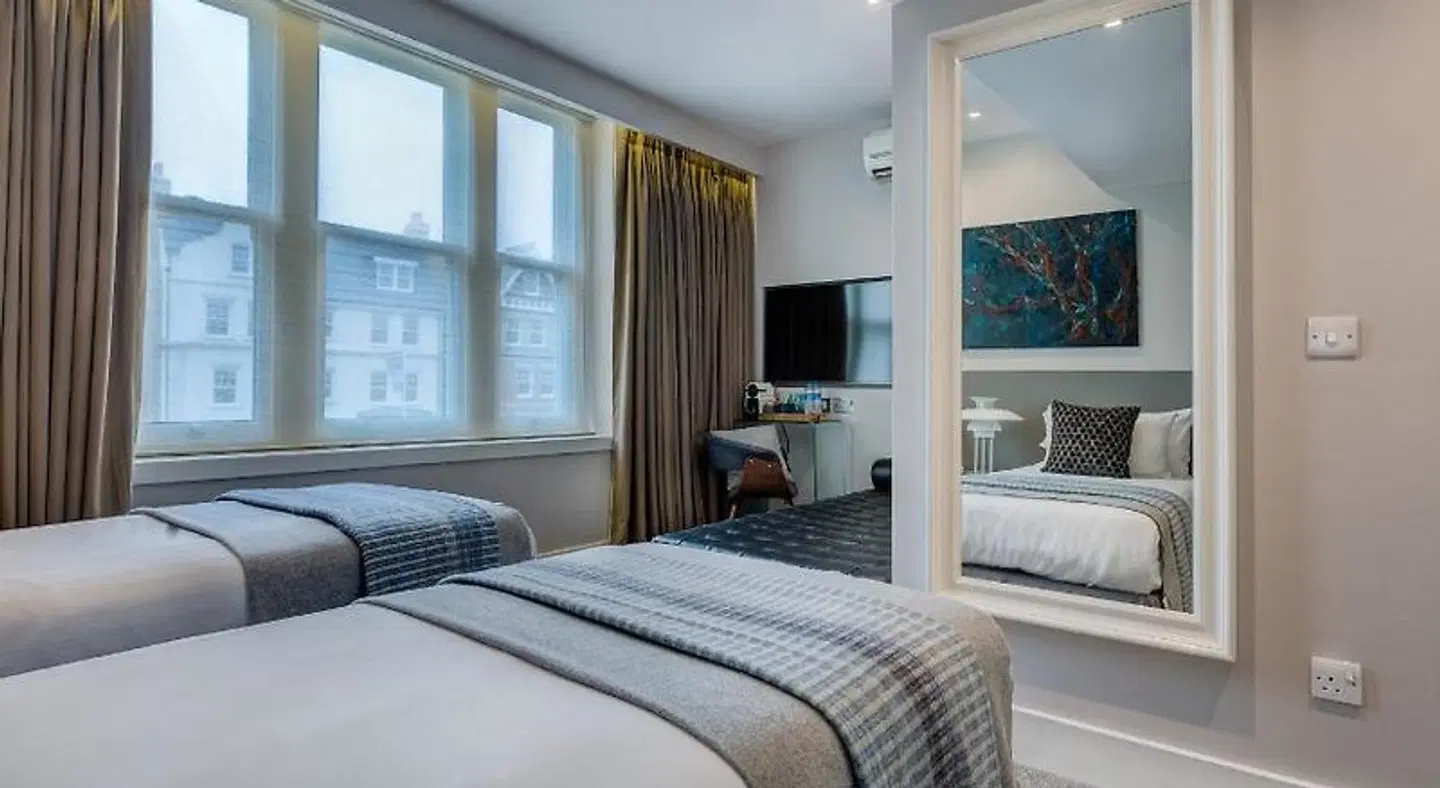 Hotel 55 ROOM_EXAMPLE