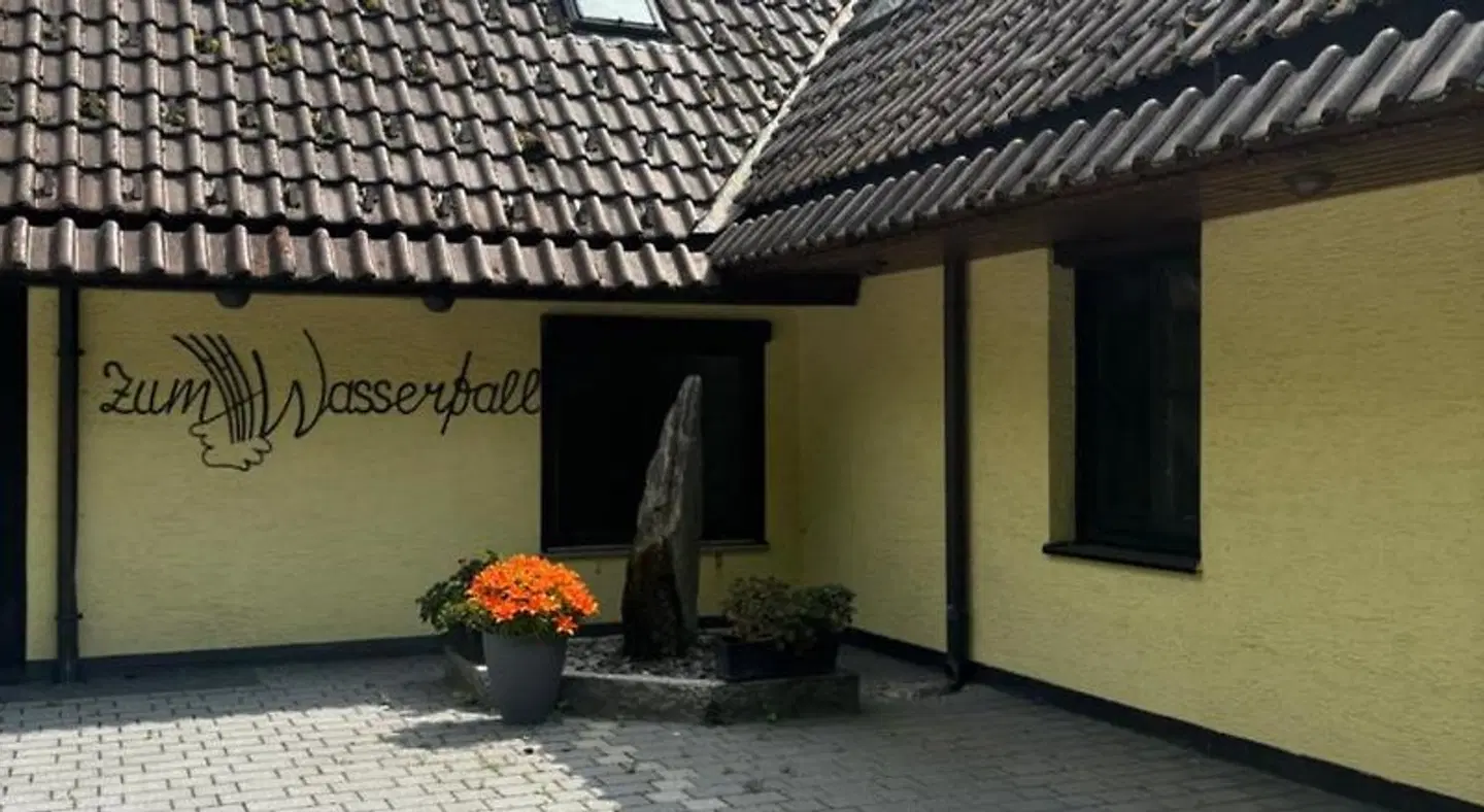Zum Wasserfall LOUNGE_LOBBY
