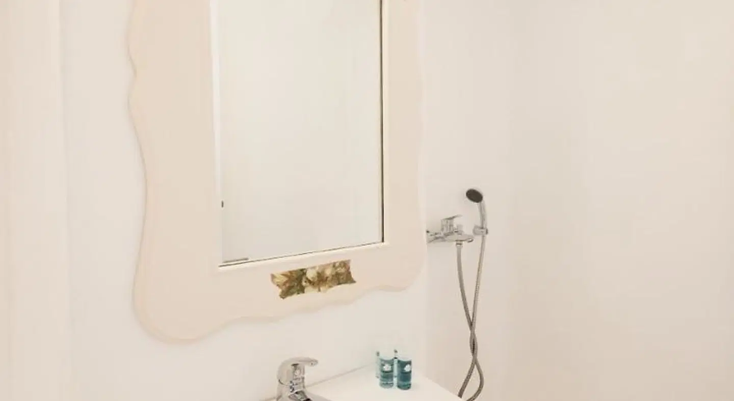 Hotel Delphines Badezimmer