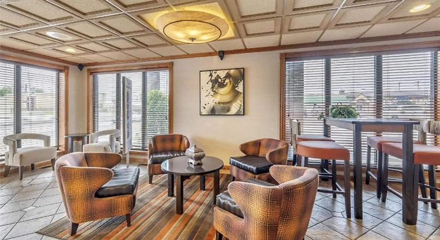 Best Western Angus Inn LOUNGE_LOBBY