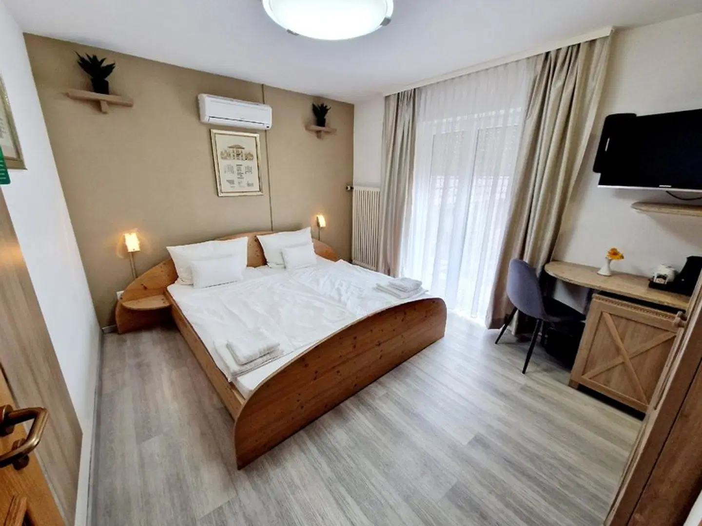Rheintal ROOM_EXAMPLE