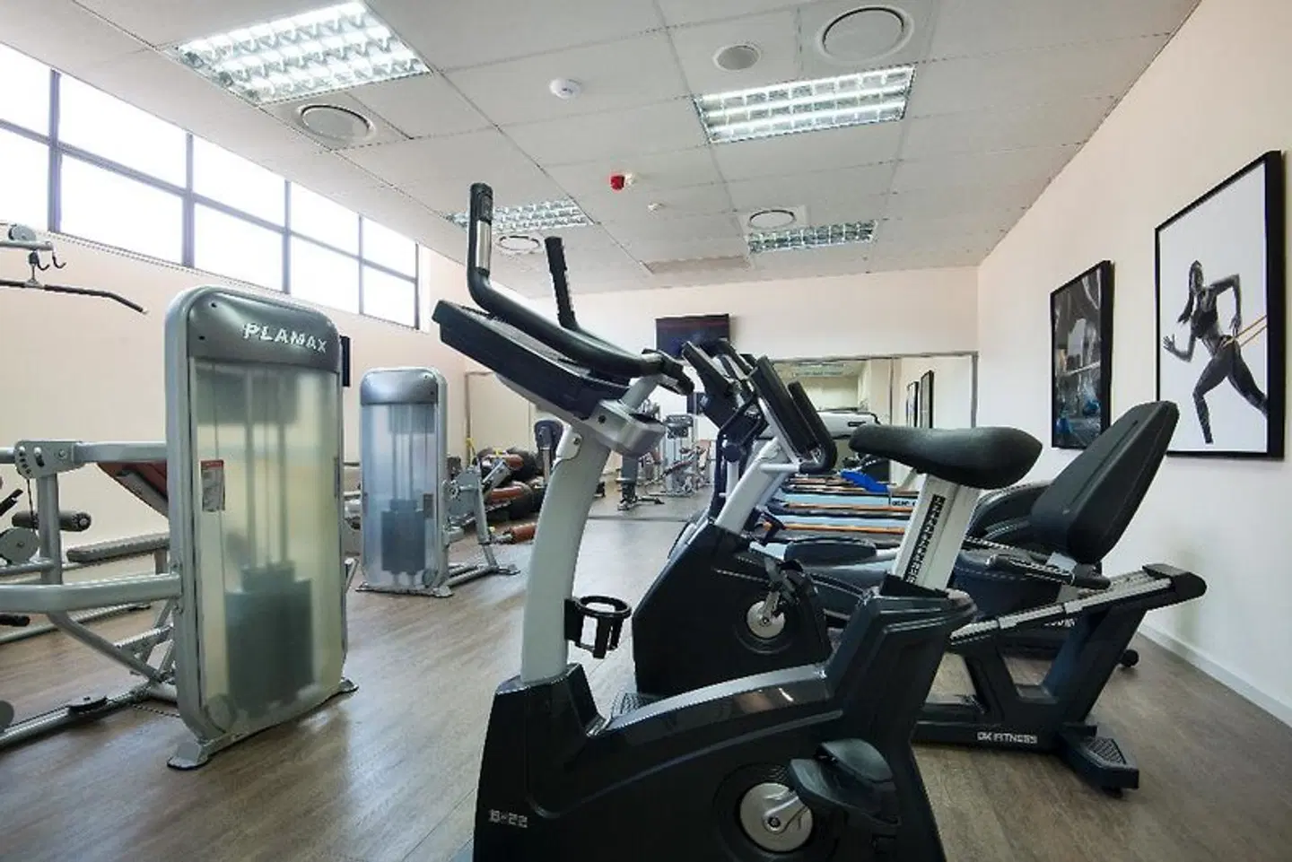 The Centurion Lake Hotel SPORTS_AND_LEISURE