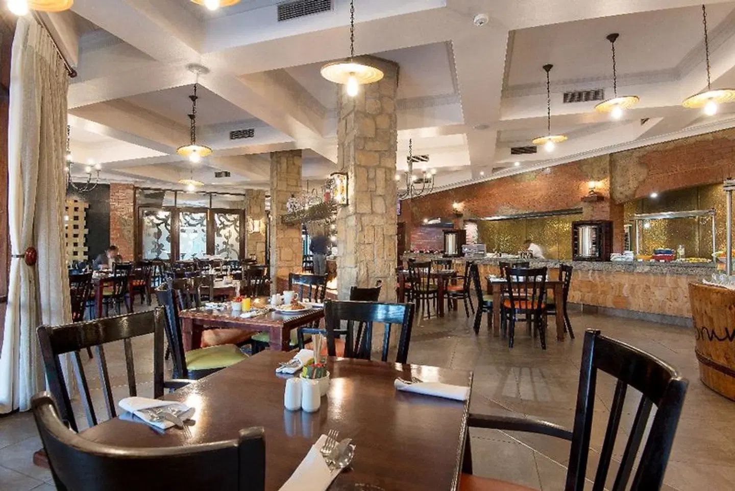The Centurion Lake Hotel Restaurant