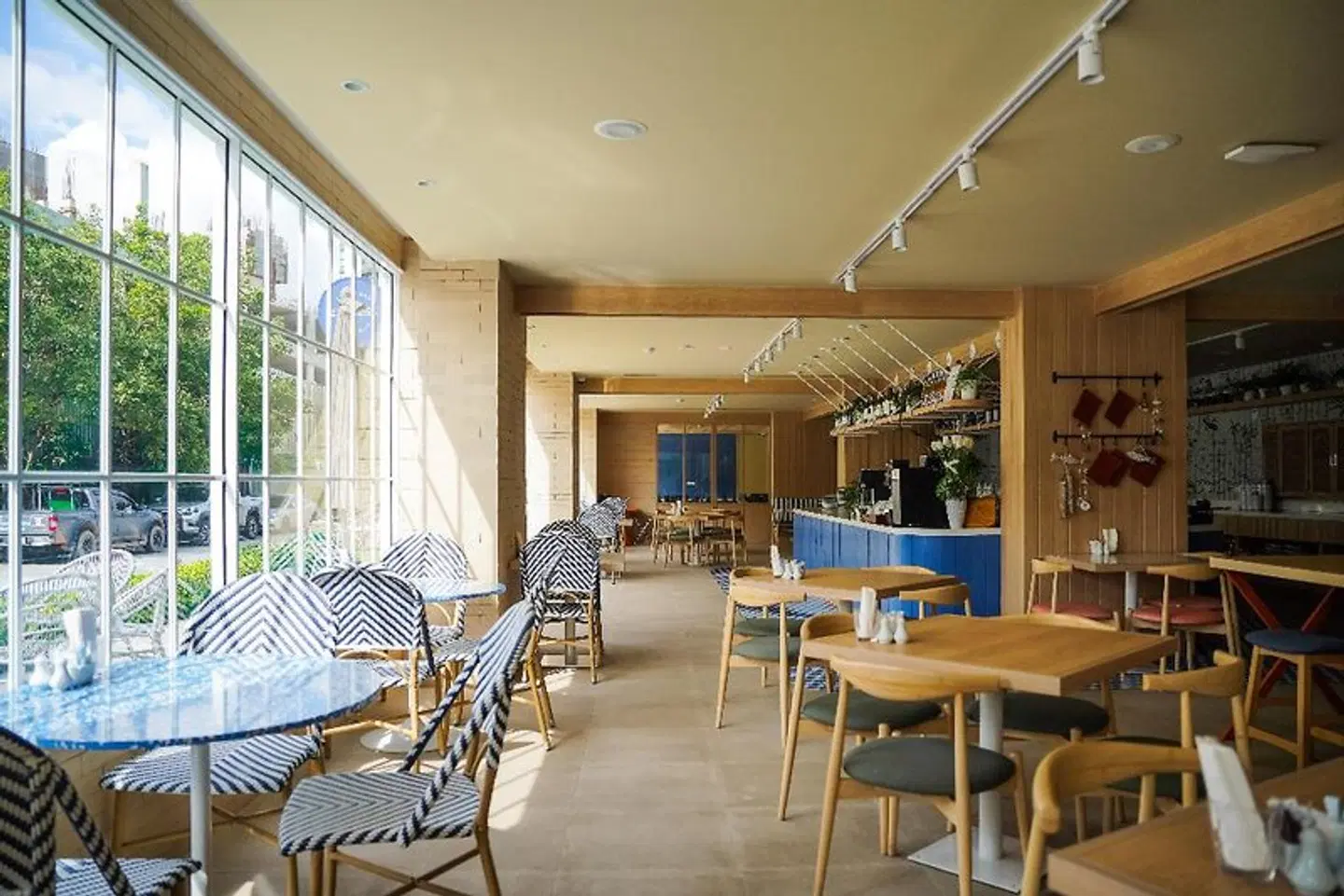 Holiday Inn Express Rayong Map Ta Phut by IHG Restaurant