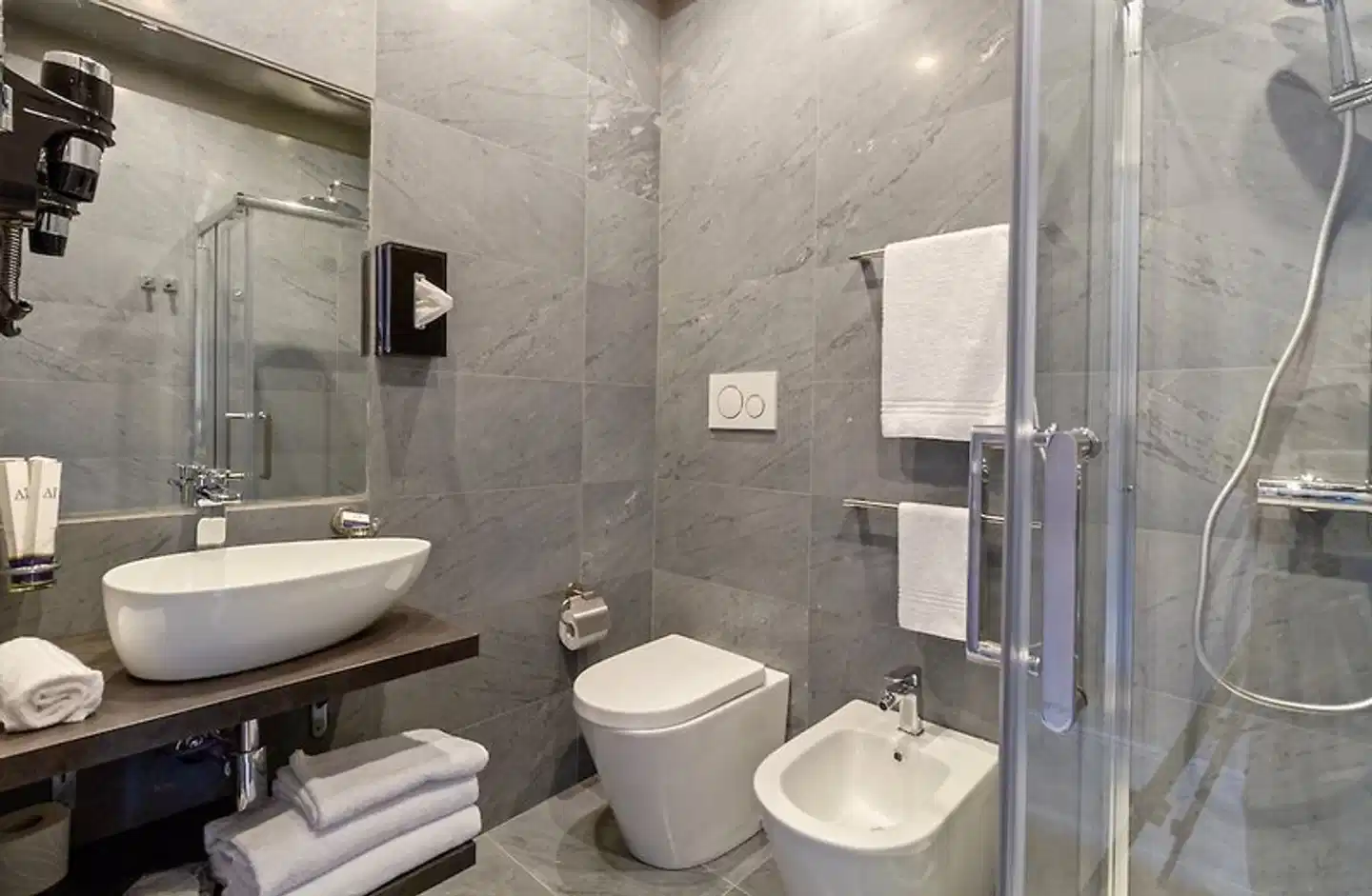 Aiello Hotels - Duomo Badezimmer