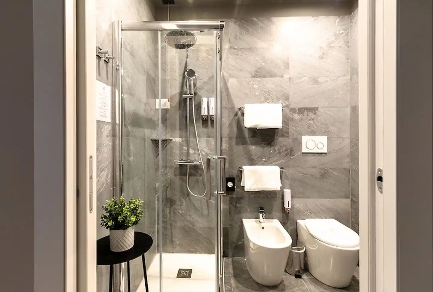 Aiello Hotels - Duomo Badezimmer