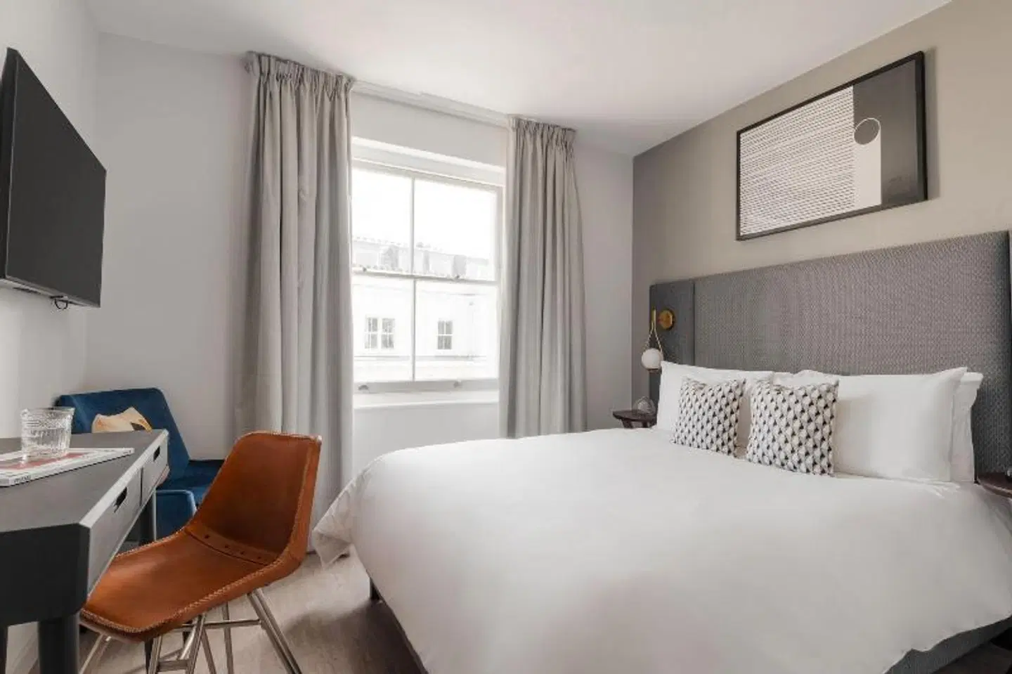 Hotel Henry VIII ROOM_EXAMPLE