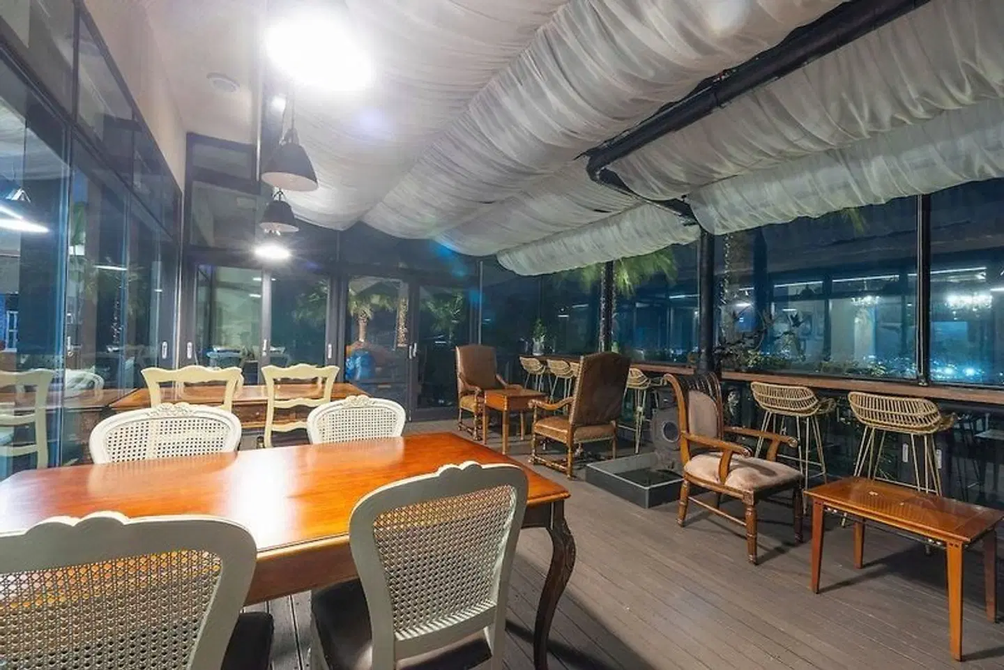 Jeju Bunker Hotel & Resort Terrasse