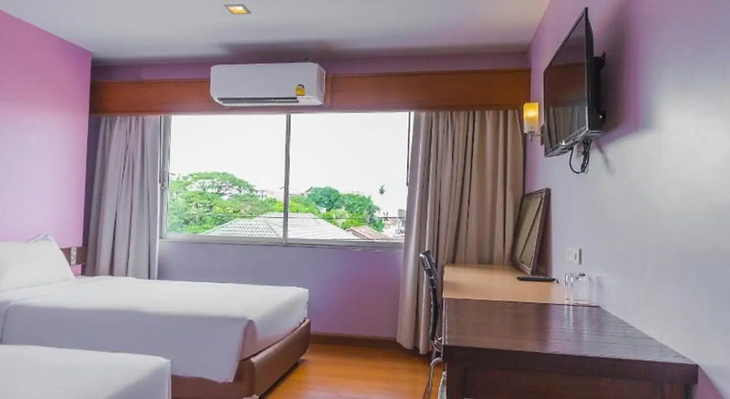 Mayflower Grande Hotel Chiang Mai ROOM_EXAMPLE