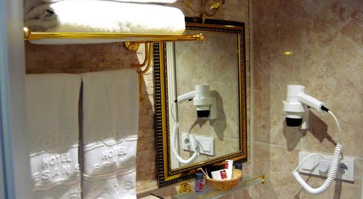 Esans Hotel - Special Category Badezimmer