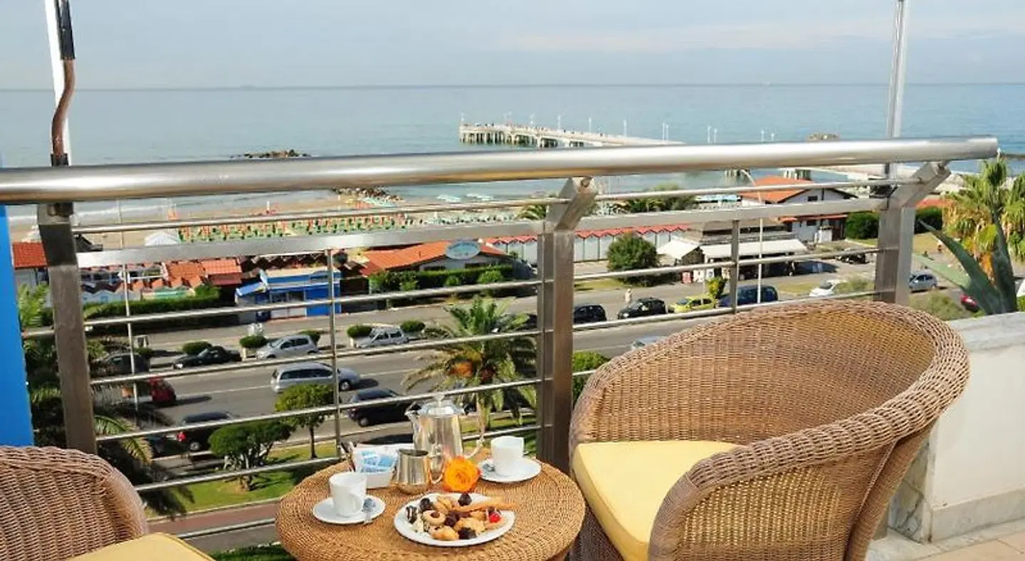 Excelsior Terrasse
