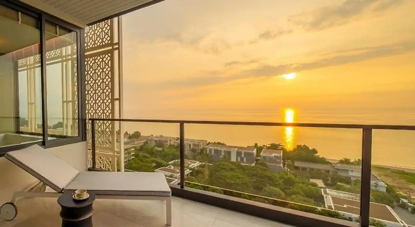 Baba Beach Club Hua Hin by Sri Sport und Entertainment