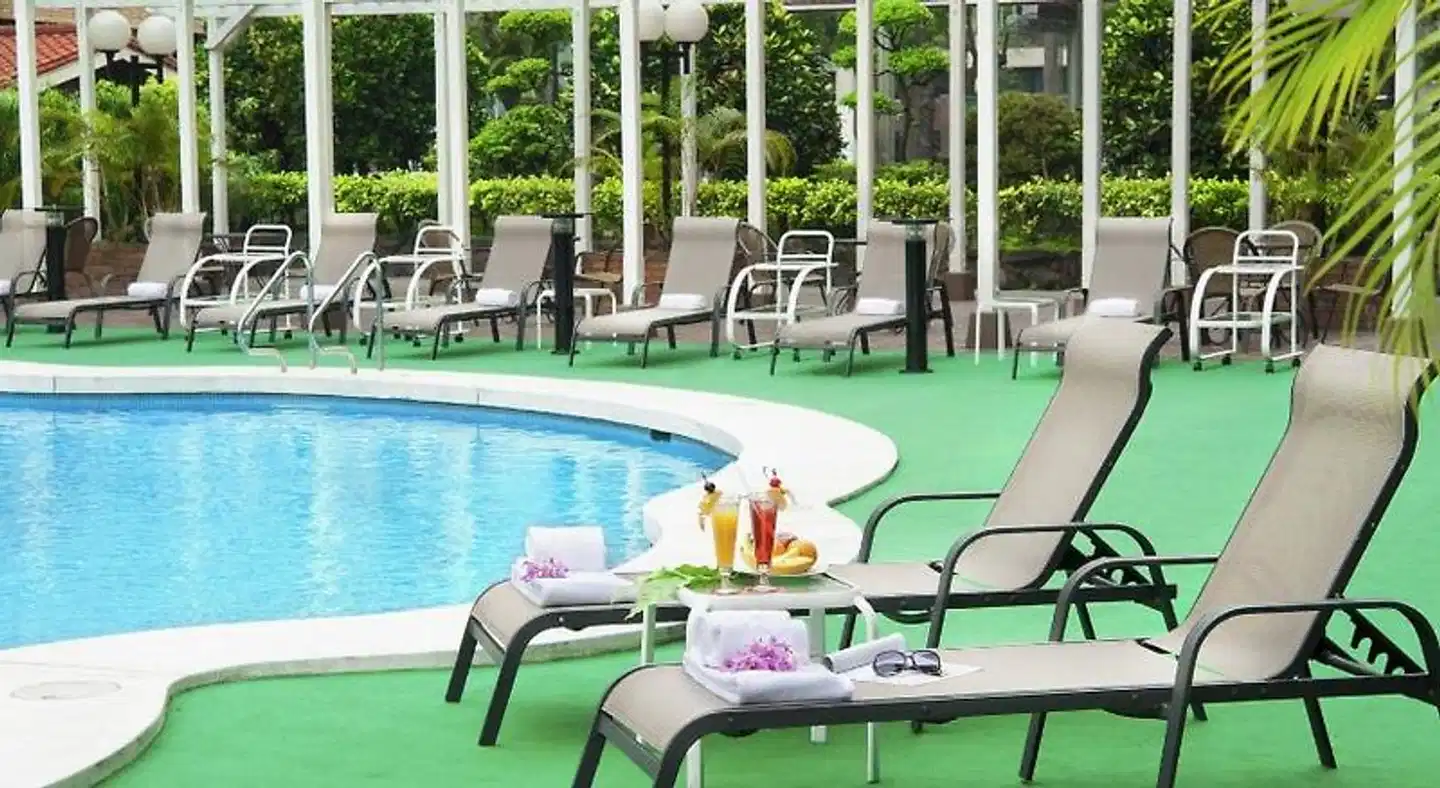 Howard Plaza Hallenbad