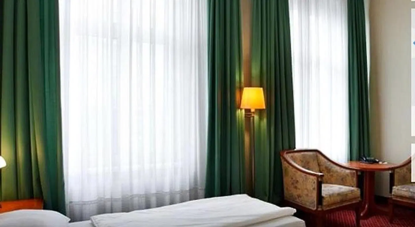 acom-Hotel Berlin Kurfürstendamm Badezimmer