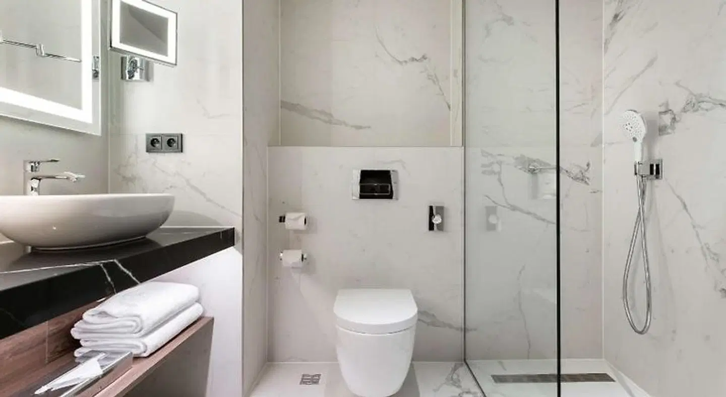 Radisson Collection Hotel, Grand Place Brussels Badezimmer