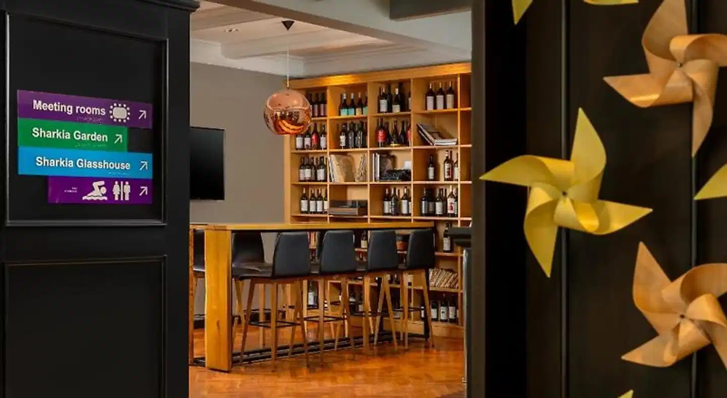 Park Inn by Radisson Bucharest Hotel & Residence Bar