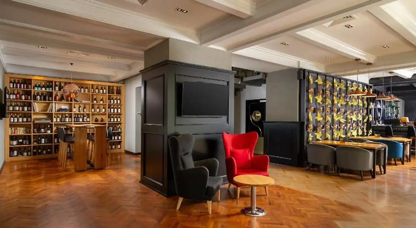 Park Inn by Radisson Bucharest Hotel & Residence Lobby