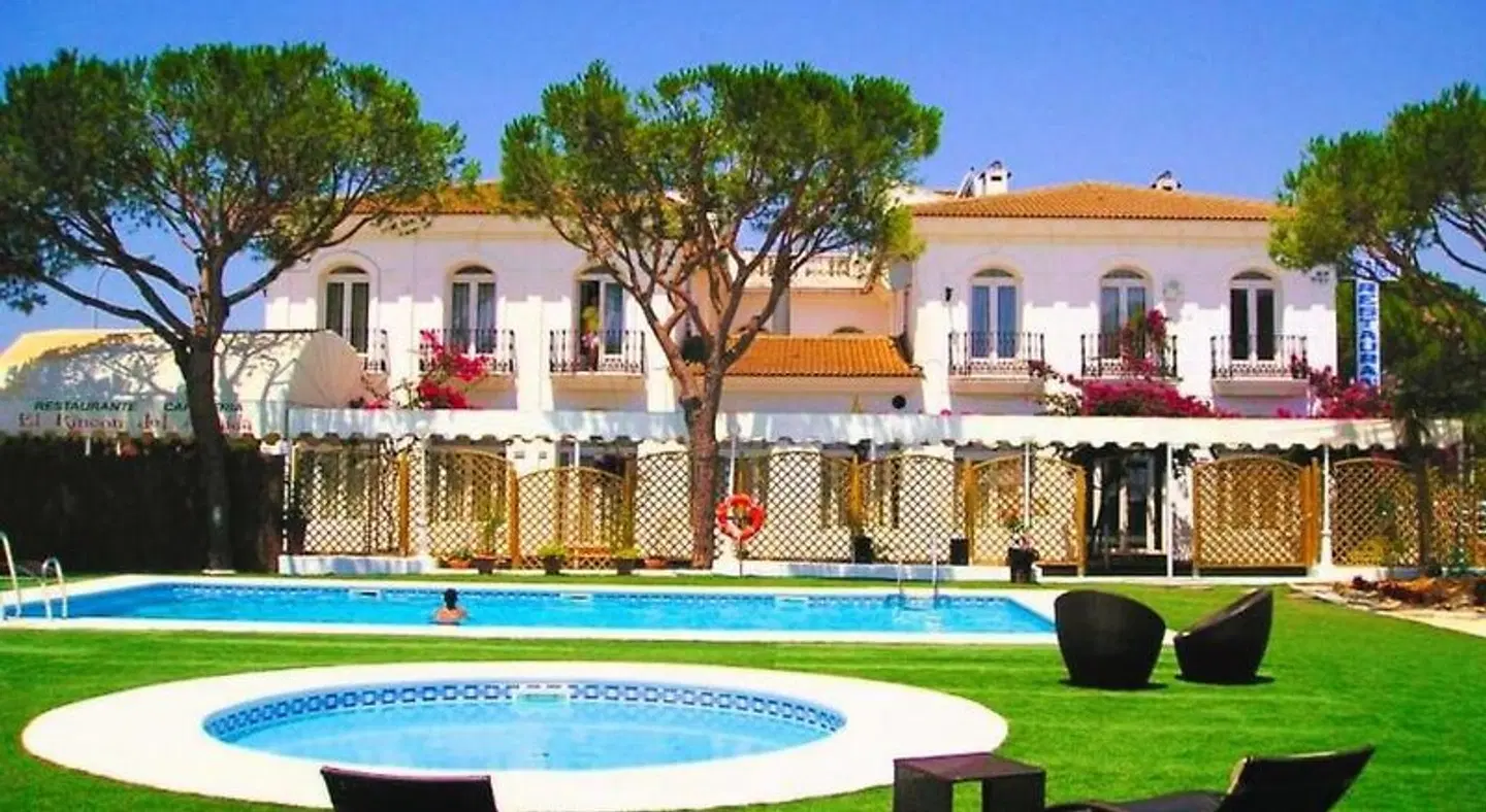 Hotel Albaida Nature OUTDOOR_POOL