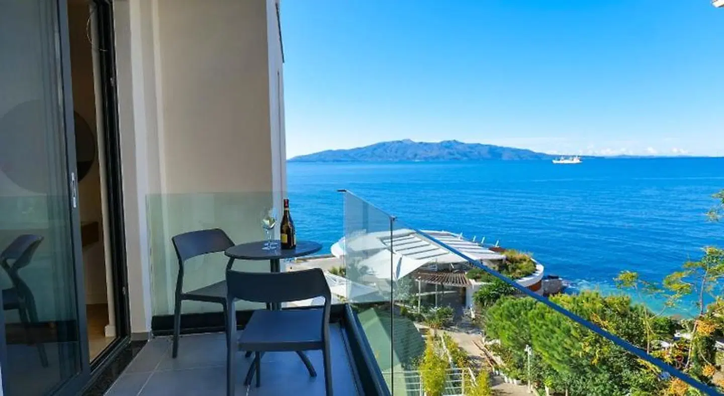 Hotel Nertili Terrasse