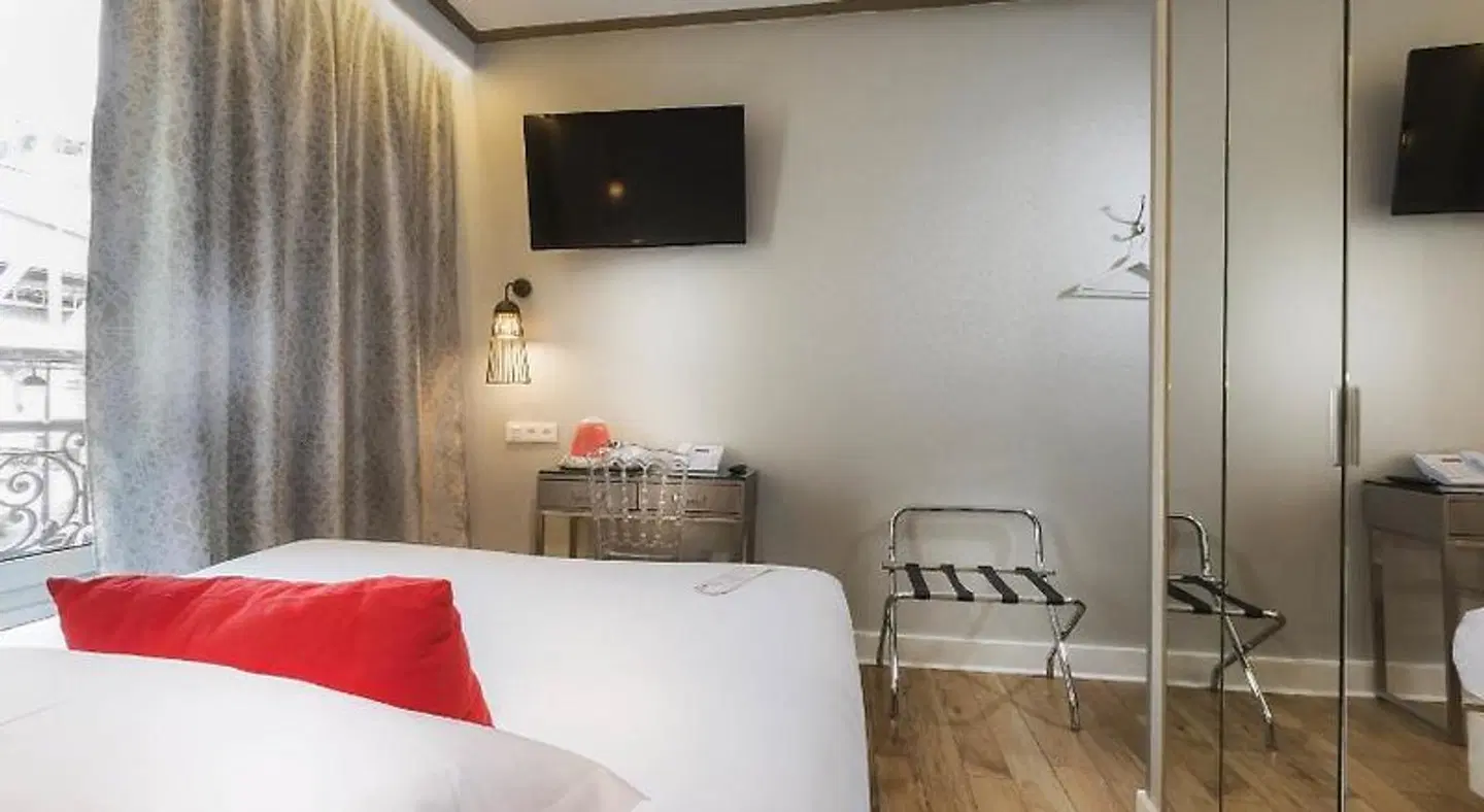 Eiffel Segur ROOM_EXAMPLE