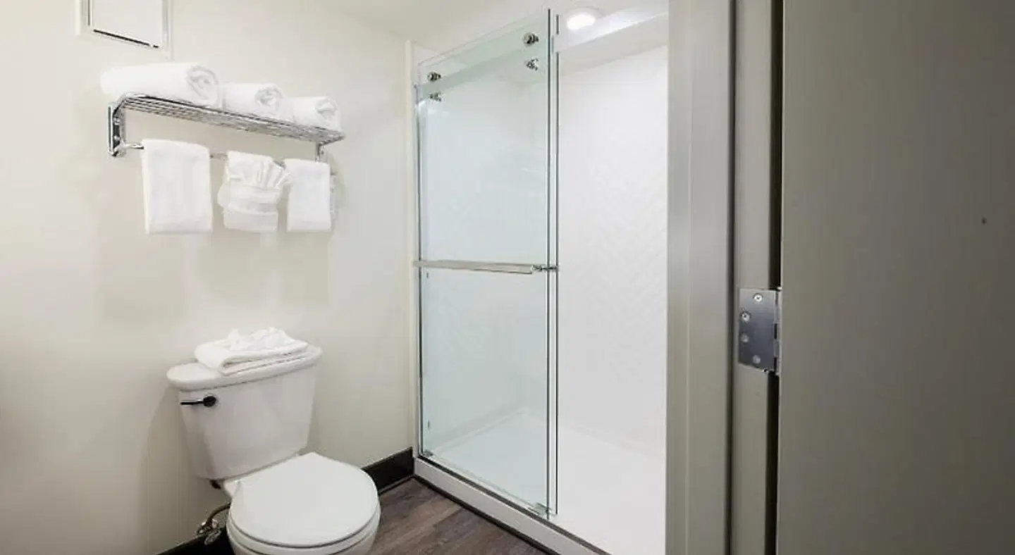Holiday Inn Resort Panama City Beach Badezimmer