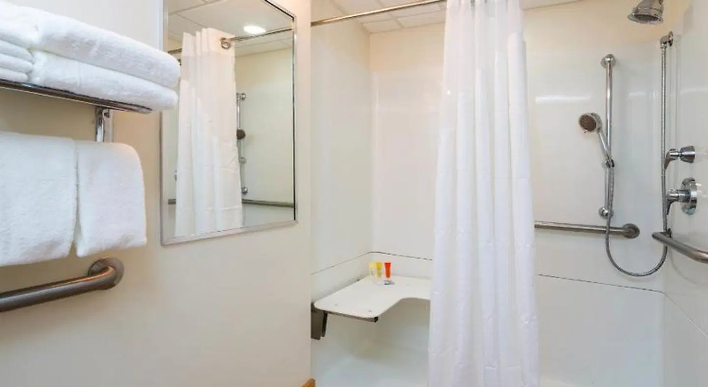 Holiday Inn Resort Panama City Beach HEALTH_BEAUTY