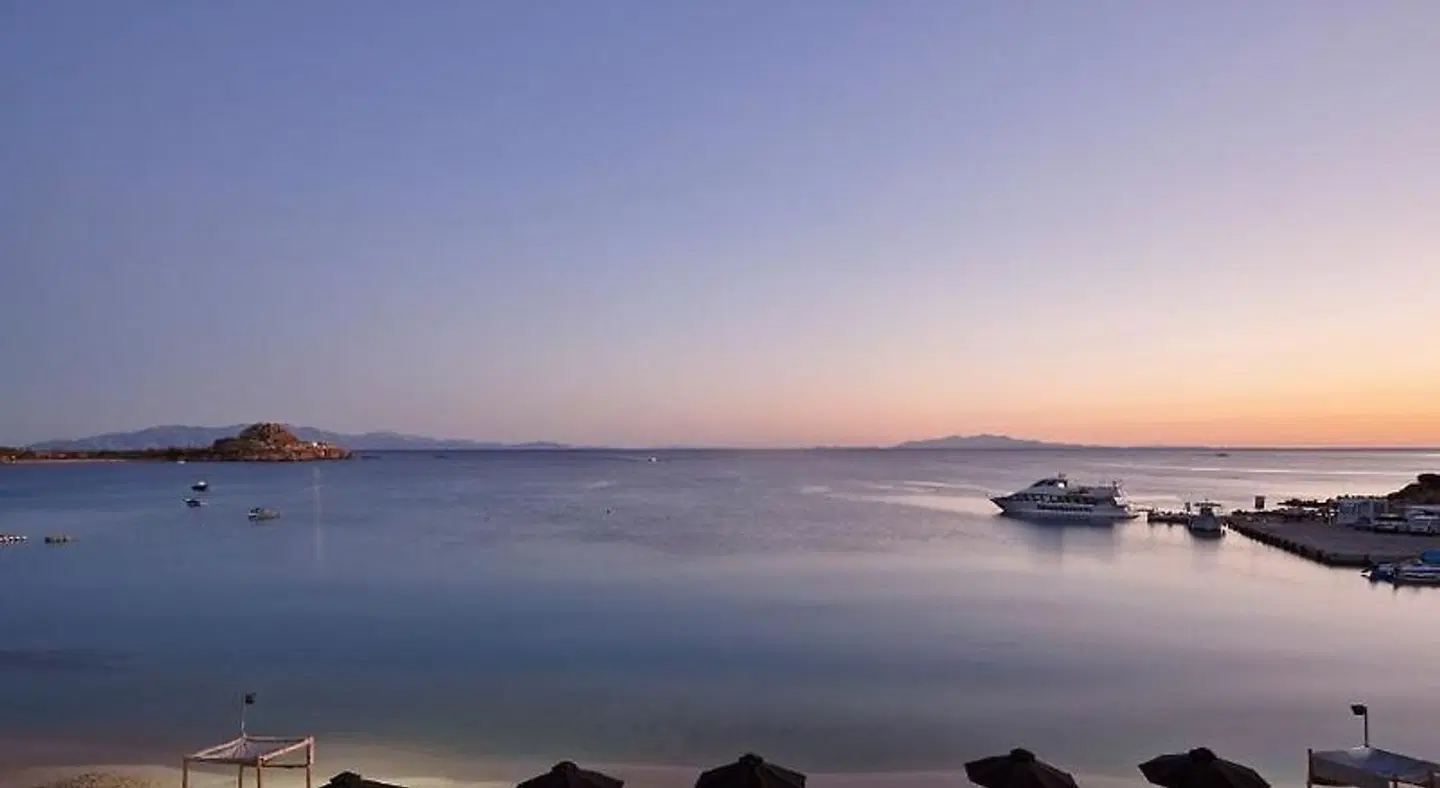 Mykonos Kosmoplaz Beach Resort Hotel LANDSCAPE