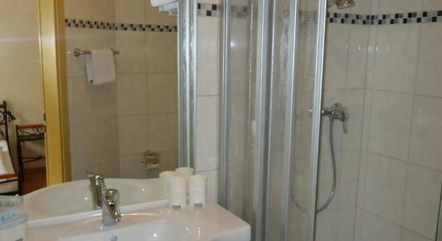 Hotel Haus Sonnschein Badezimmer