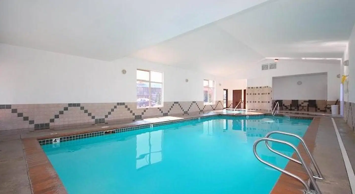 BEST WESTERN PLUS Hartford Lodge Hallenbad
