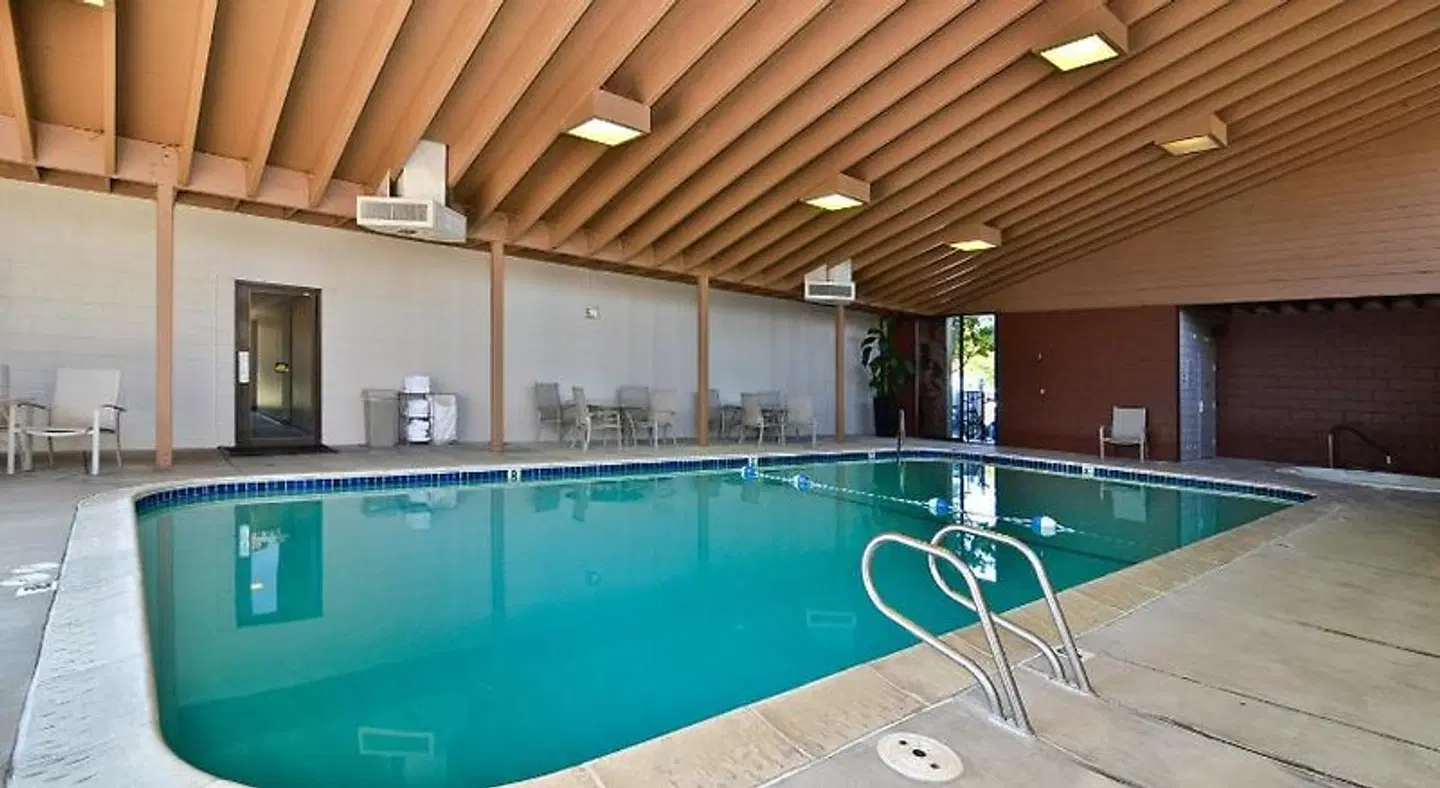 Best Western New Oregon Motel Hallenbad