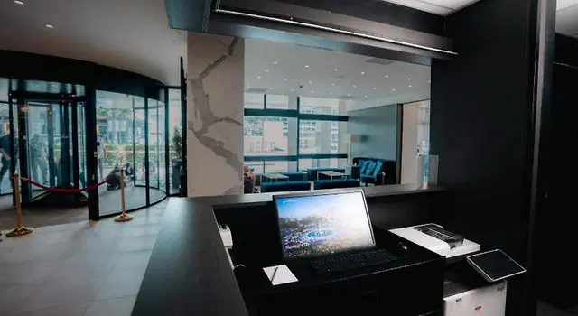 Crowne Plaza Zürich Hallenbad