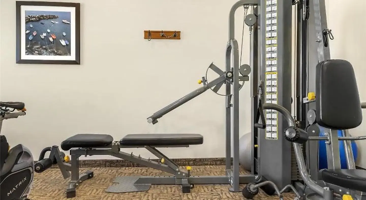 Best Western Plus Saint John Hotel & Suites SPORTS_AND_LEISURE