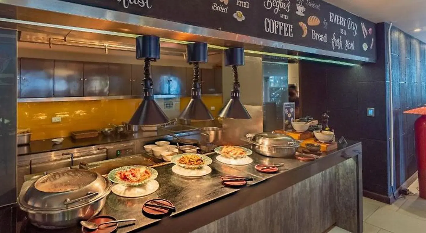 Holiday Inn Resort Phuket Karon Beach Restaurant