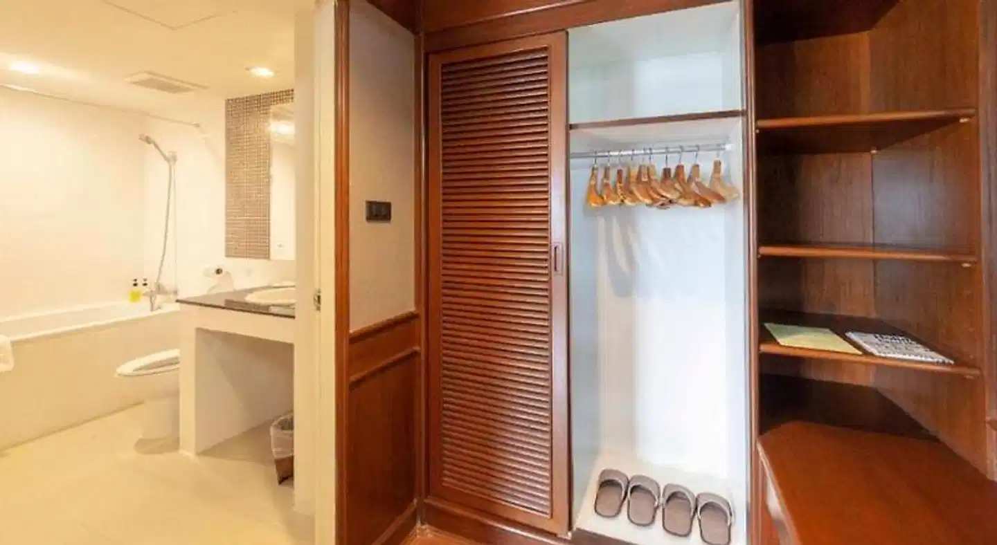 Holiday Garden Hotel & Resort Badezimmer