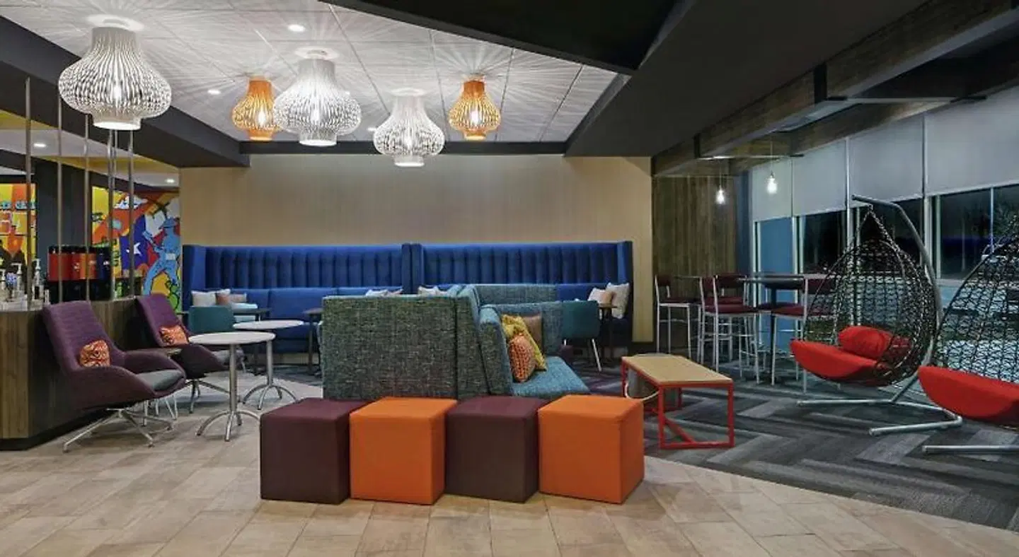 Tru by Hilton Austin Airport, TX LOUNGE_LOBBY