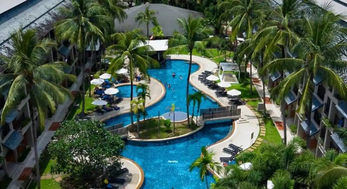 Radisson Resort and Suites Phuket Pool