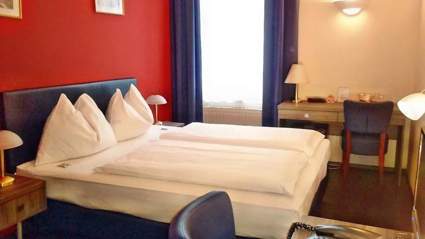Hotel Pension Excellence ROOM_EXAMPLE