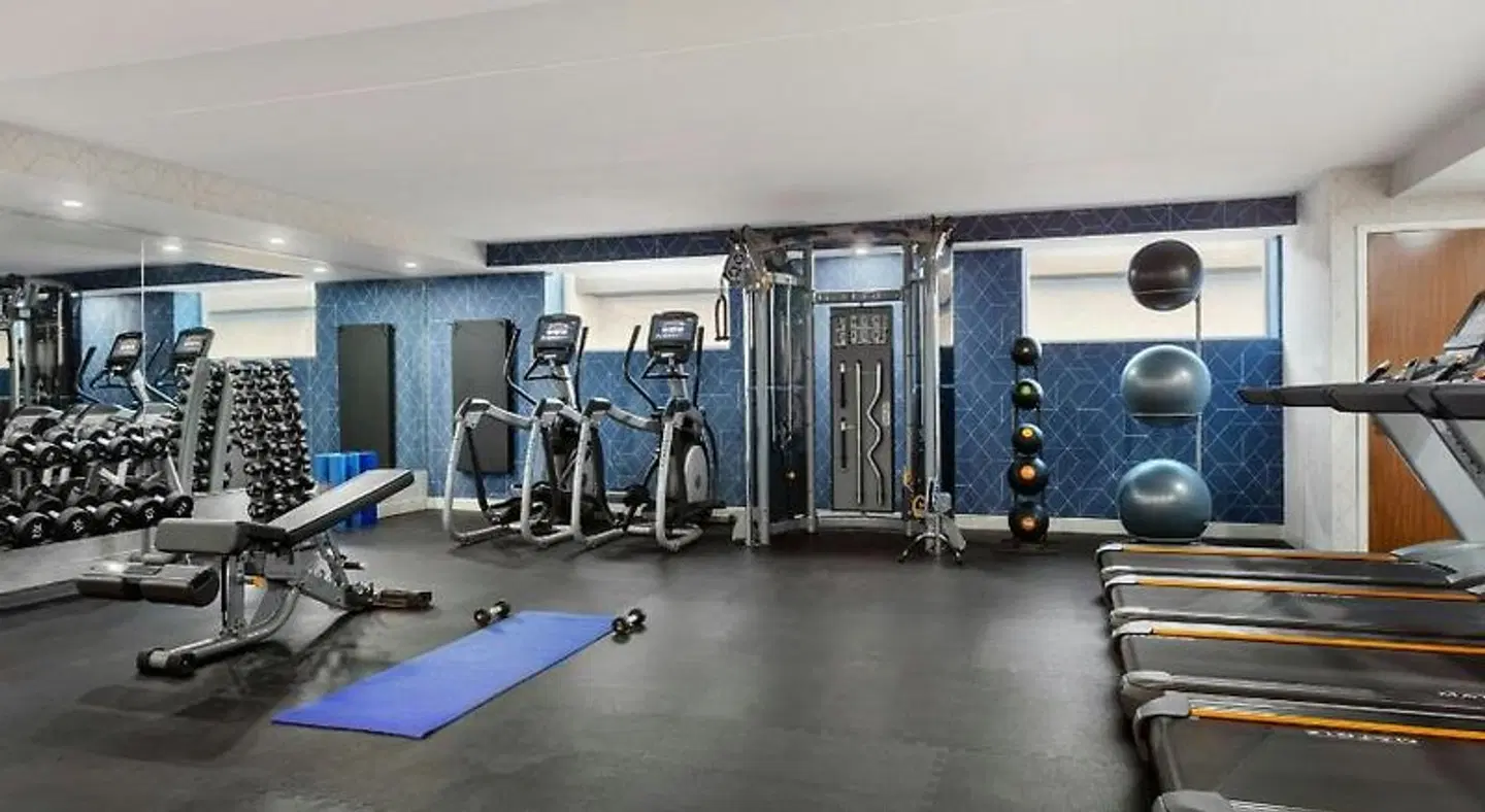 Delta Hotels by Marriott Indianapolis Airport SPORTS_AND_LEISURE