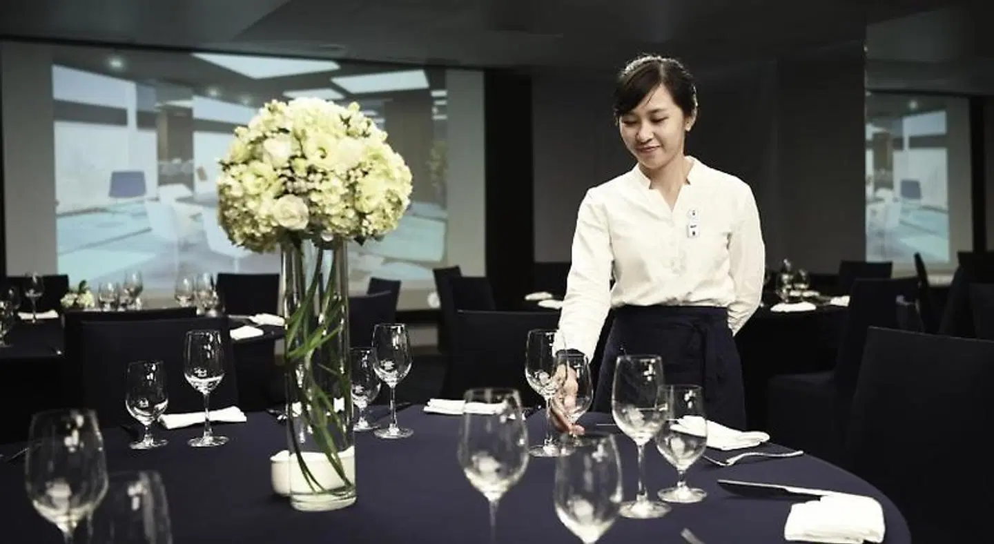 Novotel Suites Hanoi Hotel Restaurant
