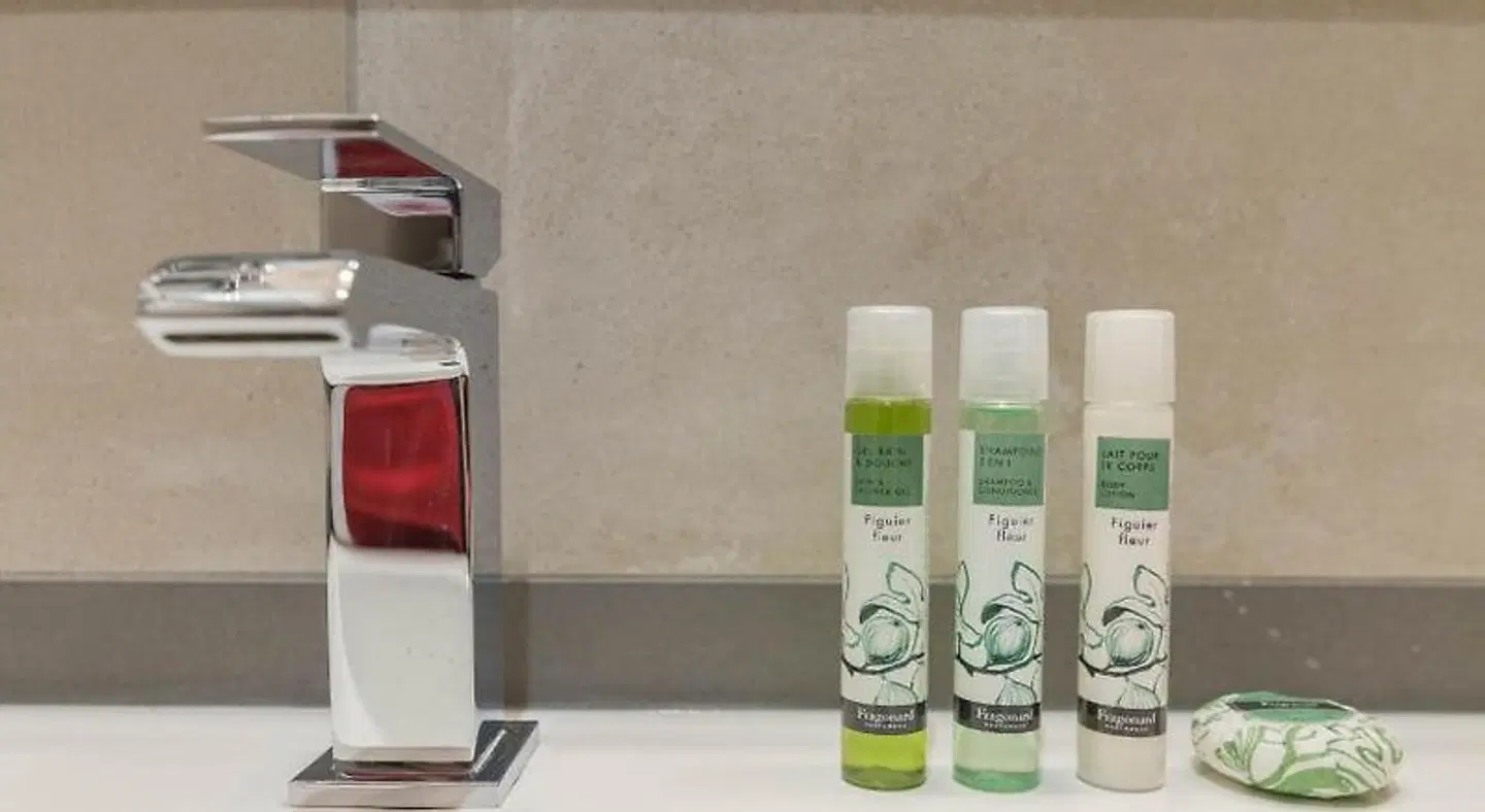 Hôtel Nice Azur Riviera Badezimmer